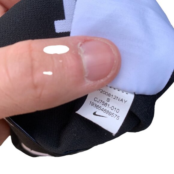 NIKE Dri Fit Shorts Trophy Small - Picture 5 of 5